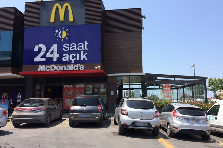 Mcdonald S Altaycesme Istanbul